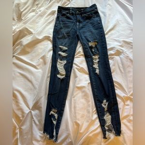 Dark wash ripped American eagle skinny jeans